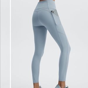 Fabletics NWT Oasis legging